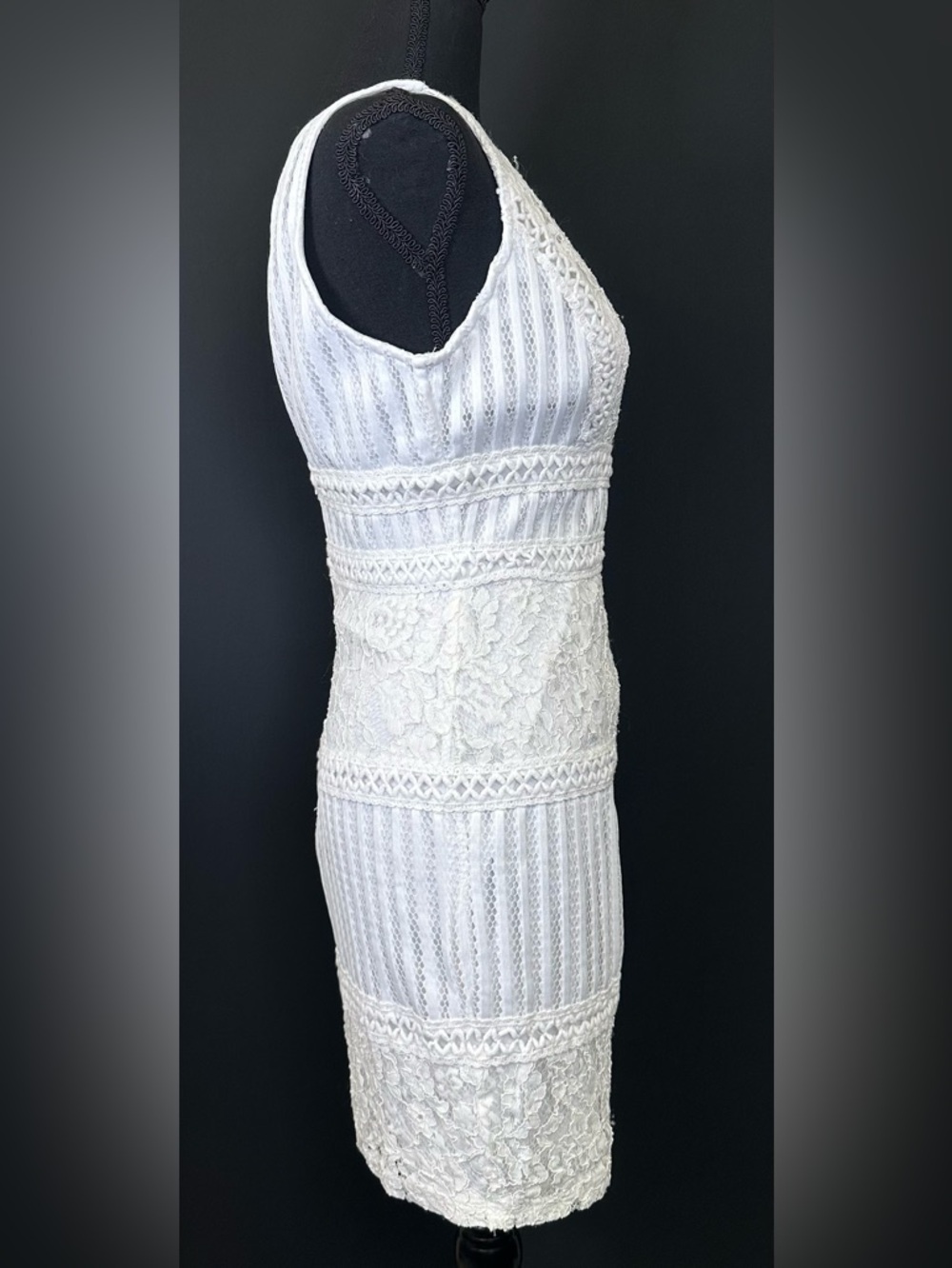 #171- Forever 21 White Lace V-Neck Bodycon Dress - Picture 6 of 9